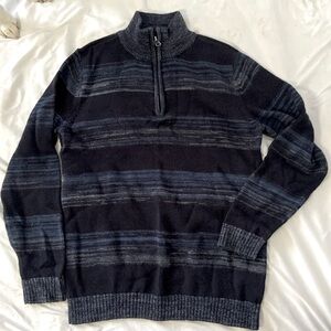 Urban pipeline navy gray 1/4 zip up sweater